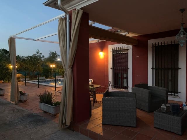 3 bedroom Finca/Country House for holiday rental in Trujillo with pool garage - € 540 (Ref: 9184723)