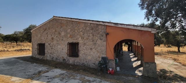 3 bedroom Finca/Country House for sale in Trujillo - € 319,000 (Ref: 9189473)