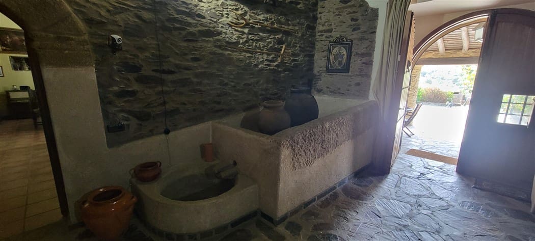 4 soveværelse Finca/Landehus til salg i Trujillo med garage - € 636.000 (Ref: 9190829)