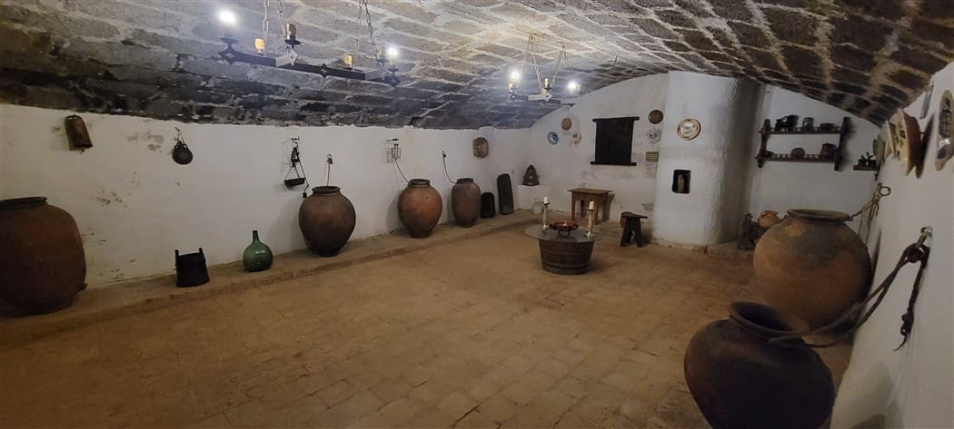 4 soveværelse Finca/Landehus til salg i Trujillo med garage - € 636.000 (Ref: 9190829)