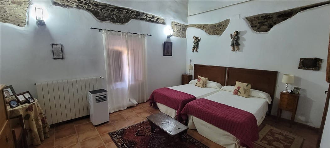 4 soveværelse Finca/Landehus til salg i Trujillo med garage - € 636.000 (Ref: 9190829)