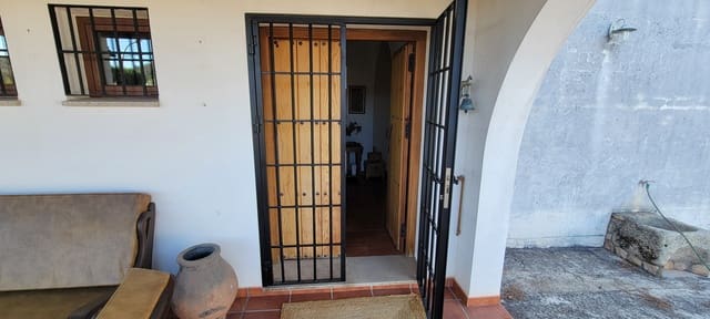 4 bedroom Finca/Country House for sale in Trujillo - € 215,000 (Ref: 9203389)