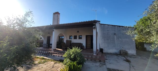 4 bedroom Finca/Country House for sale in Trujillo - € 215,000 (Ref: 9203389)