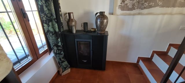 4 bedroom Finca/Country House for sale in Trujillo - € 215,000 (Ref: 9203389)