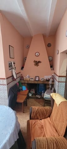 4 bedroom Townhouse for sale in Trujillo with garage - € 125,000 (Ref: 9203472)