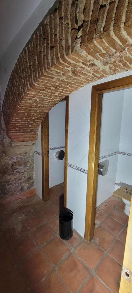 16 quarto Empresa para venda em Trujillo - 477 000 € (Ref: 9305202)