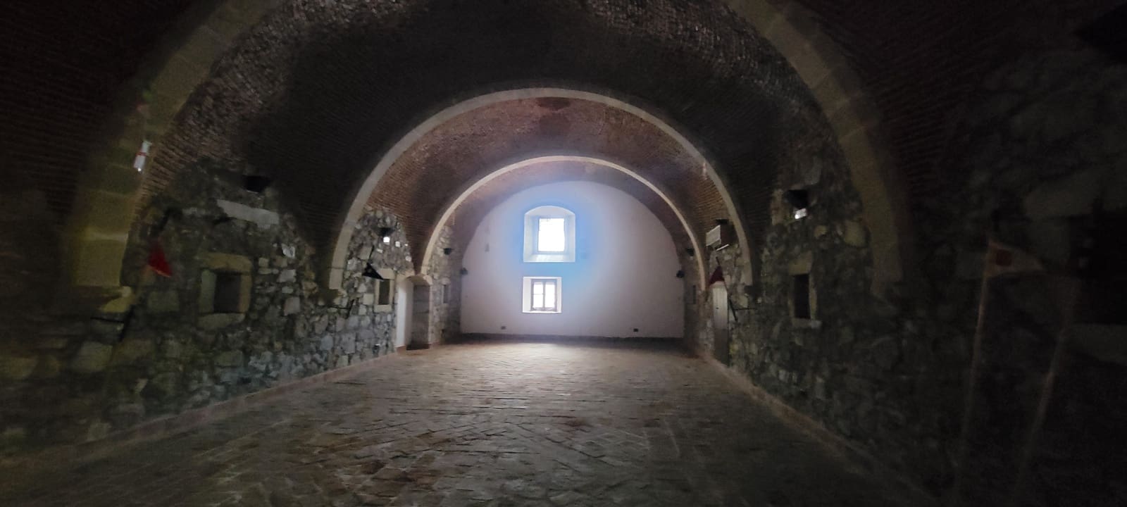 16 quarto Empresa para venda em Trujillo - 477 000 € (Ref: 9305202)