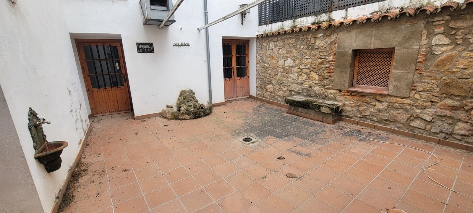 16 quarto Empresa para venda em Trujillo - 477 000 € (Ref: 9305202)