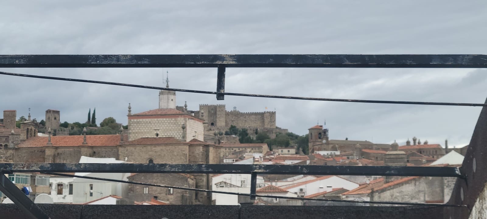 16 quarto Empresa para venda em Trujillo - 477 000 € (Ref: 9305202)