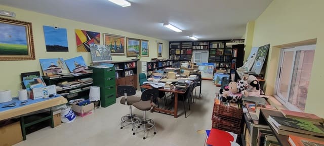 Business for sale in Trujillo - € 159,000 (Ref: 9305203)