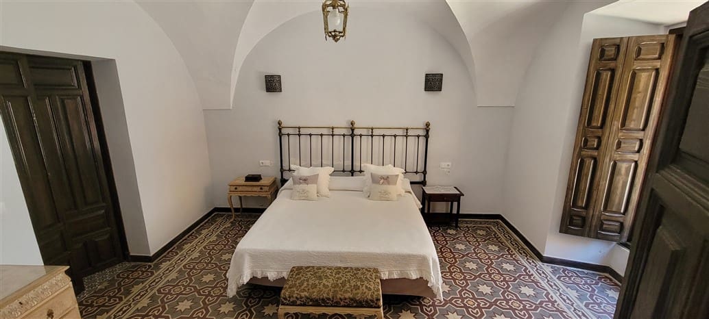 16 soveværelse Byhus til salg i Madronera med garage - € 600.000 (Ref: 9305286)