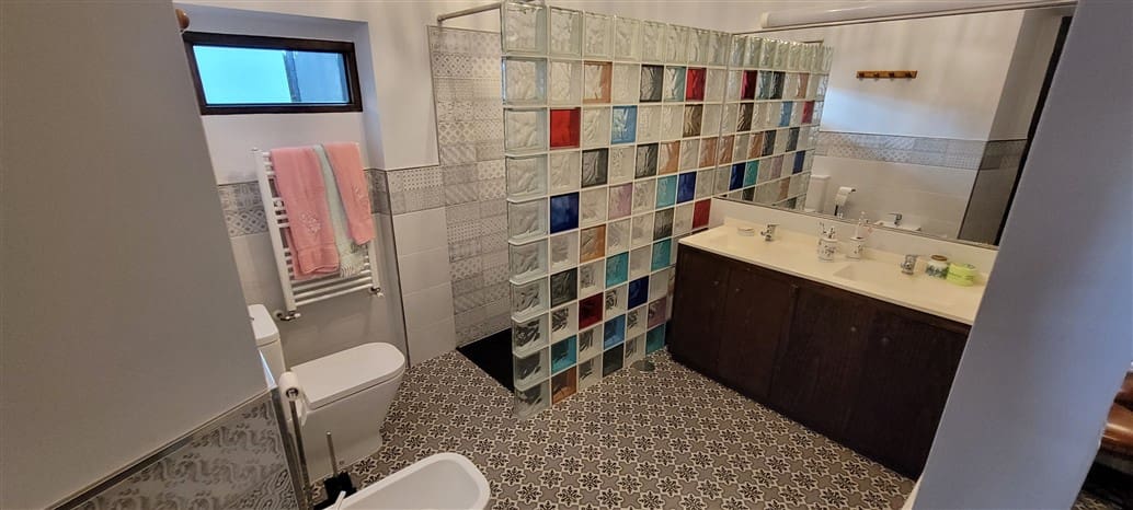 16 soveværelse Byhus til salg i Madronera med garage - € 600.000 (Ref: 9305286)