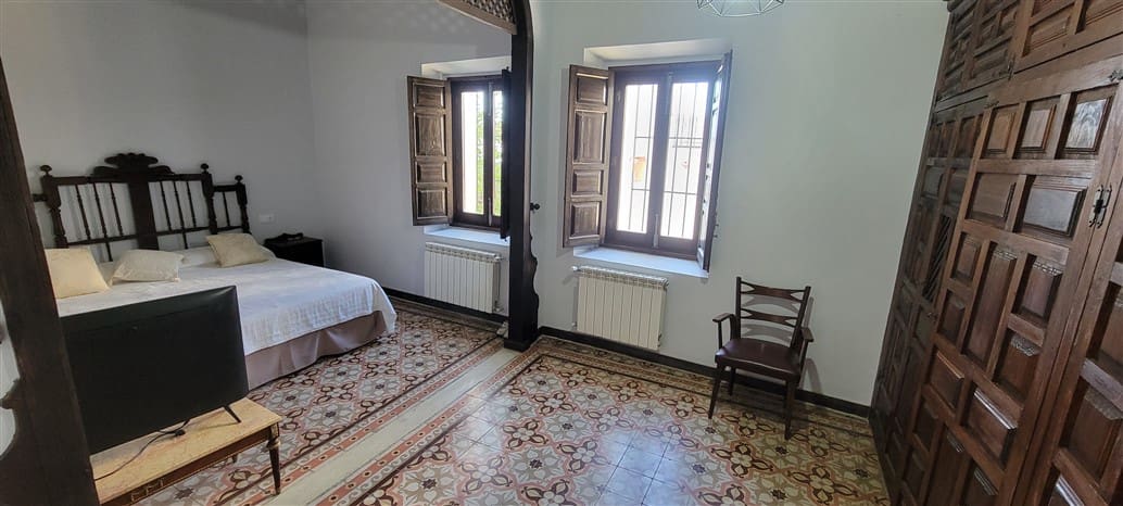 16 soveværelse Byhus til salg i Madronera med garage - € 600.000 (Ref: 9305286)