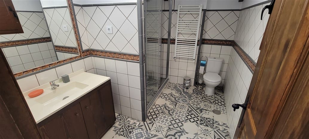 16 soveværelse Byhus til salg i Madronera med garage - € 600.000 (Ref: 9305286)