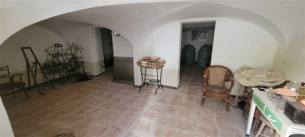 16 soveværelse Byhus til salg i Madronera med garage - € 600.000 (Ref: 9305286)