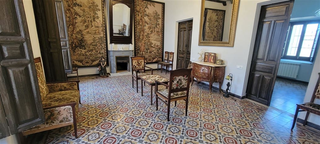 16 soveværelse Byhus til salg i Madronera med garage - € 600.000 (Ref: 9305286)