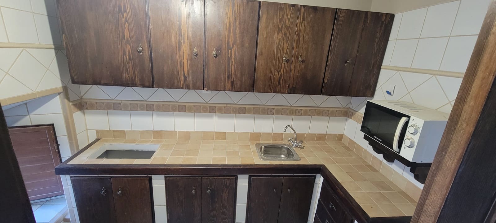 16 soveværelse Byhus til salg i Madronera med garage - € 600.000 (Ref: 9305286)