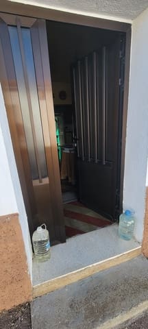 3 bedroom Townhouse for sale in Madroñera - € 49,000 (Ref: 9325192)