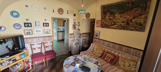 3 bedroom Townhouse for sale in Madroñera - € 49,000 (Ref: 9325192)