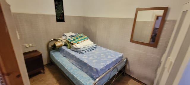 7 bedroom Townhouse for sale in Trujillo with garage - € 99,000 (Ref: 9345645)