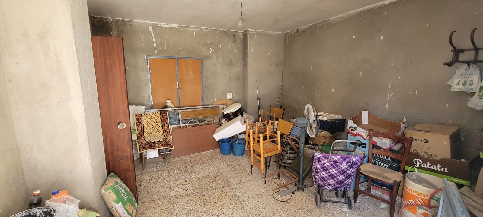 7 slaapkamer Huis te koop in Trujillo met garage - € 99.000 (Ref: 9345645)