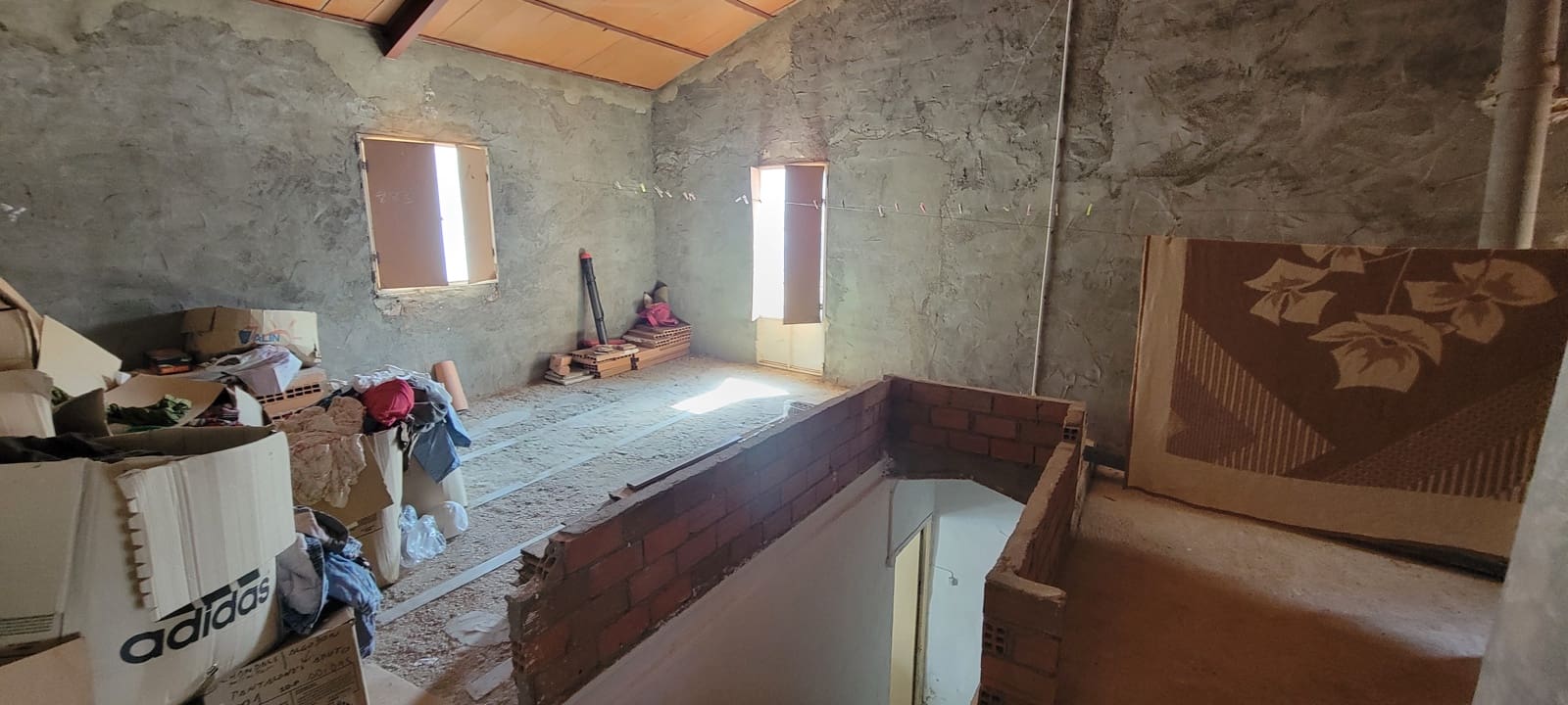 7 slaapkamer Huis te koop in Trujillo met garage - € 99.000 (Ref: 9345645)