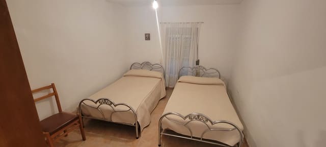 3 bedroom Townhouse for sale in Zorita - € 49,000 (Ref: 9345681)