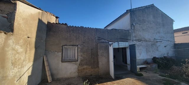 3 bedroom Townhouse for sale in Zorita - € 49,000 (Ref: 9345681)