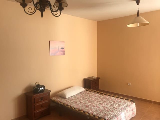 4 bedroom Townhouse for sale in Logrosán - € 119,000 (Ref: 9349958)