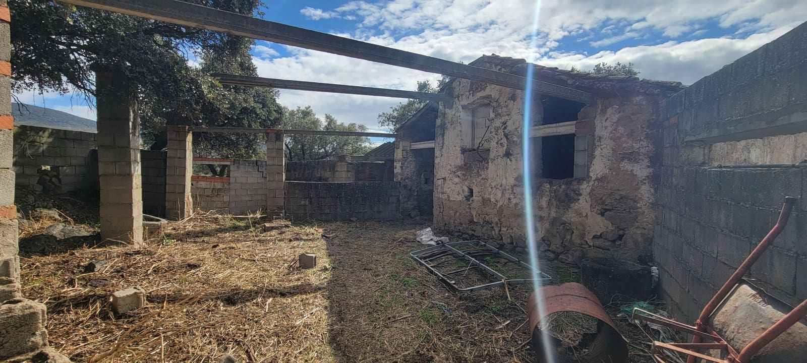 Finca/Landehus til salg i Trujillo - € 99.000 (Ref: 9366785)