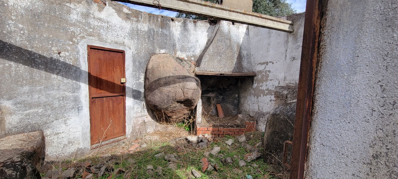 Finca/Landehus til salg i Trujillo - € 99.000 (Ref: 9366785)