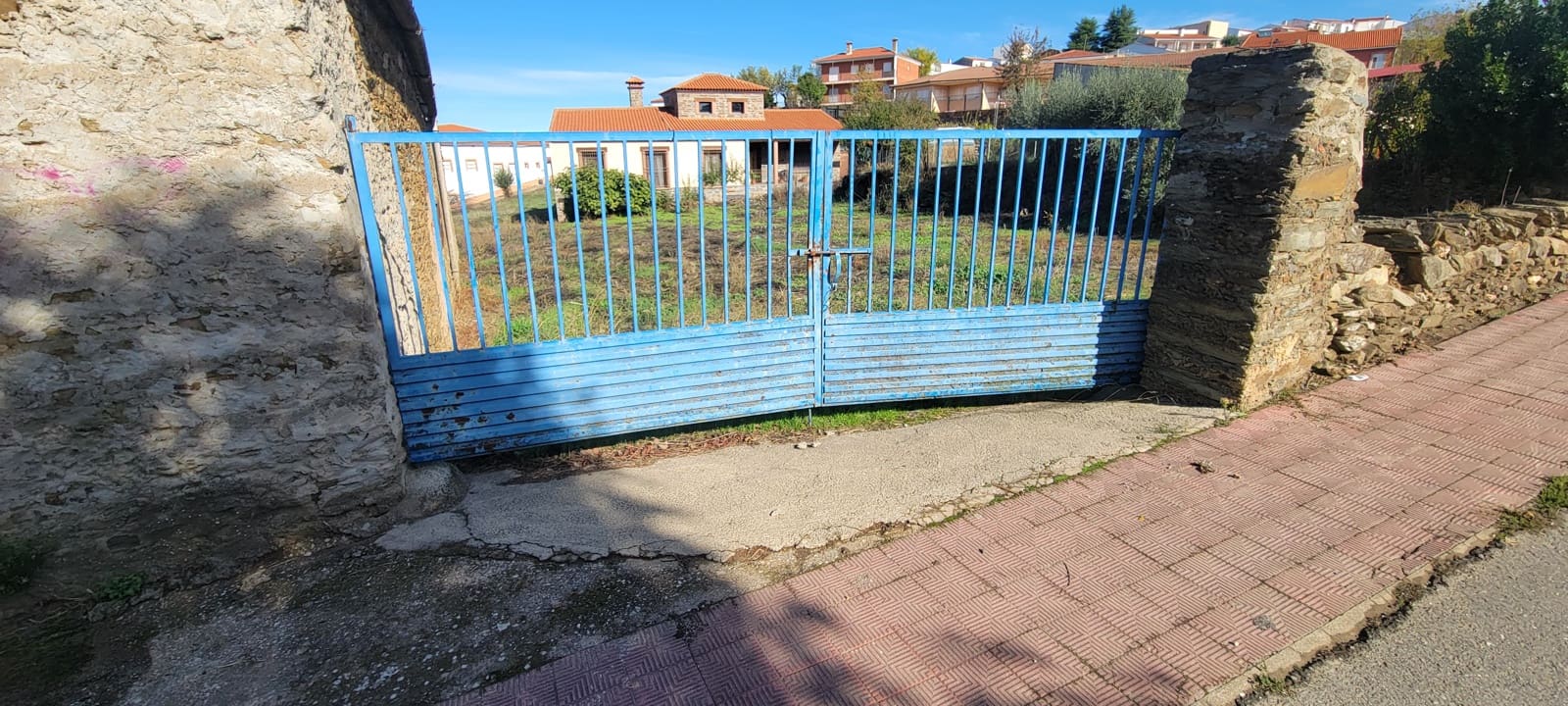 Byhus til salg i Trujillo - € 71.000 (Ref: 9371542)