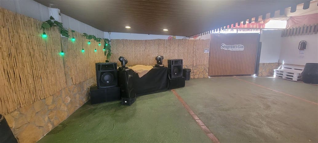 20 soverom Bedrift til salgs i Miajadas med garasje - € 1 600 000 (Ref: 9393586)