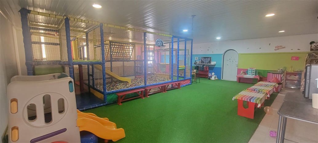 20 soverom Bedrift til salgs i Miajadas med garasje - € 1 600 000 (Ref: 9393586)