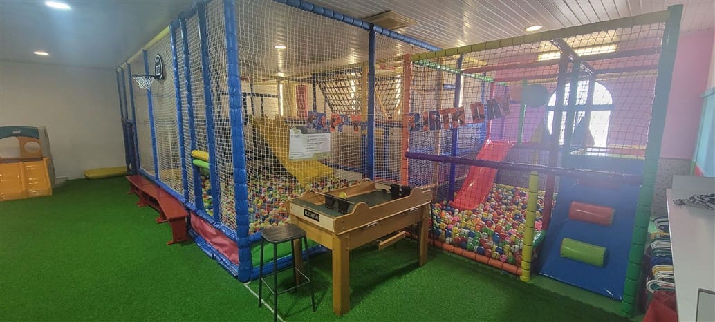 20 soverom Bedrift til salgs i Miajadas med garasje - € 1 600 000 (Ref: 9393586)