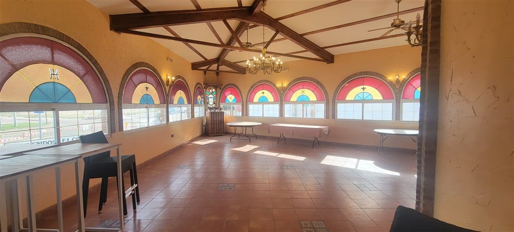 20 soverom Bedrift til salgs i Miajadas med garasje - € 1 600 000 (Ref: 9393586)