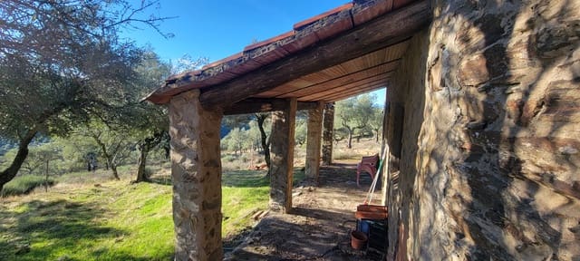 1 soveværelse Finca/Landehus til salg i Trujillo med swimmingpool - € 150.000 (Ref: 9448504)