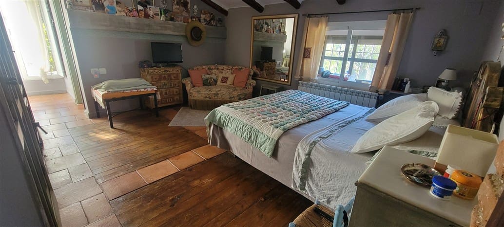 4 soverom Finca/Herregård til salgs i Trujillo med svømmebasseng garasje - € 85 000 (Ref: 9498018)