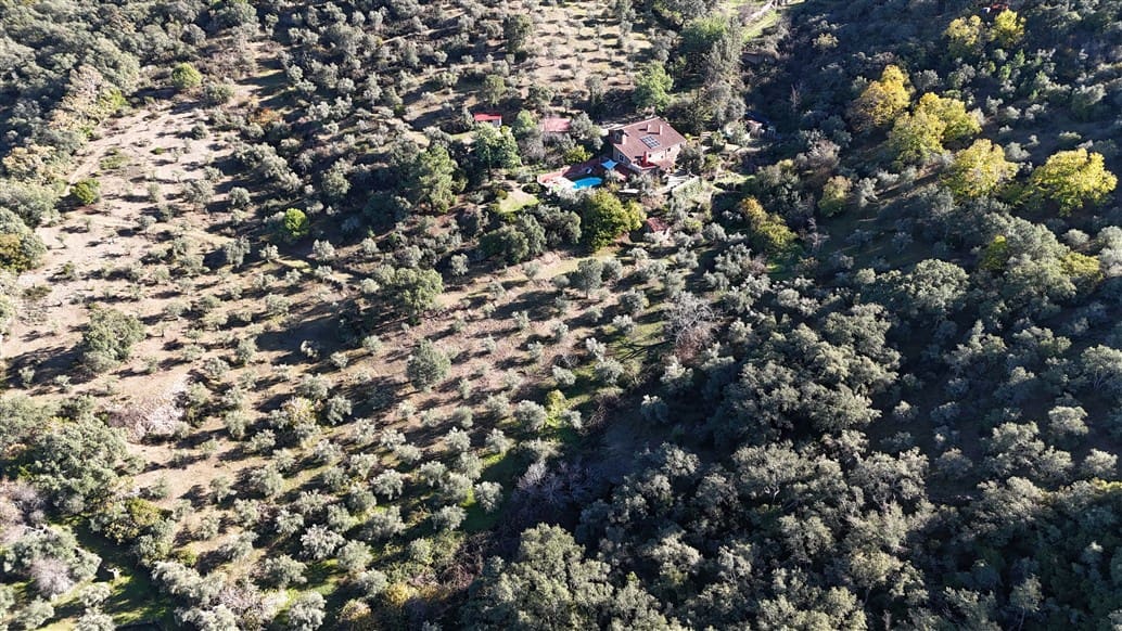 4 soverom Finca/Herregård til salgs i Trujillo med svømmebasseng garasje - € 85 000 (Ref: 9498018)