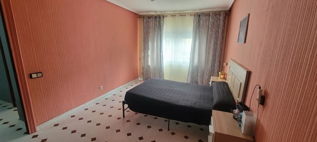 3 soverom Hus til salgs i Madroñera med garasje - € 84 000 (Ref: 9645426)