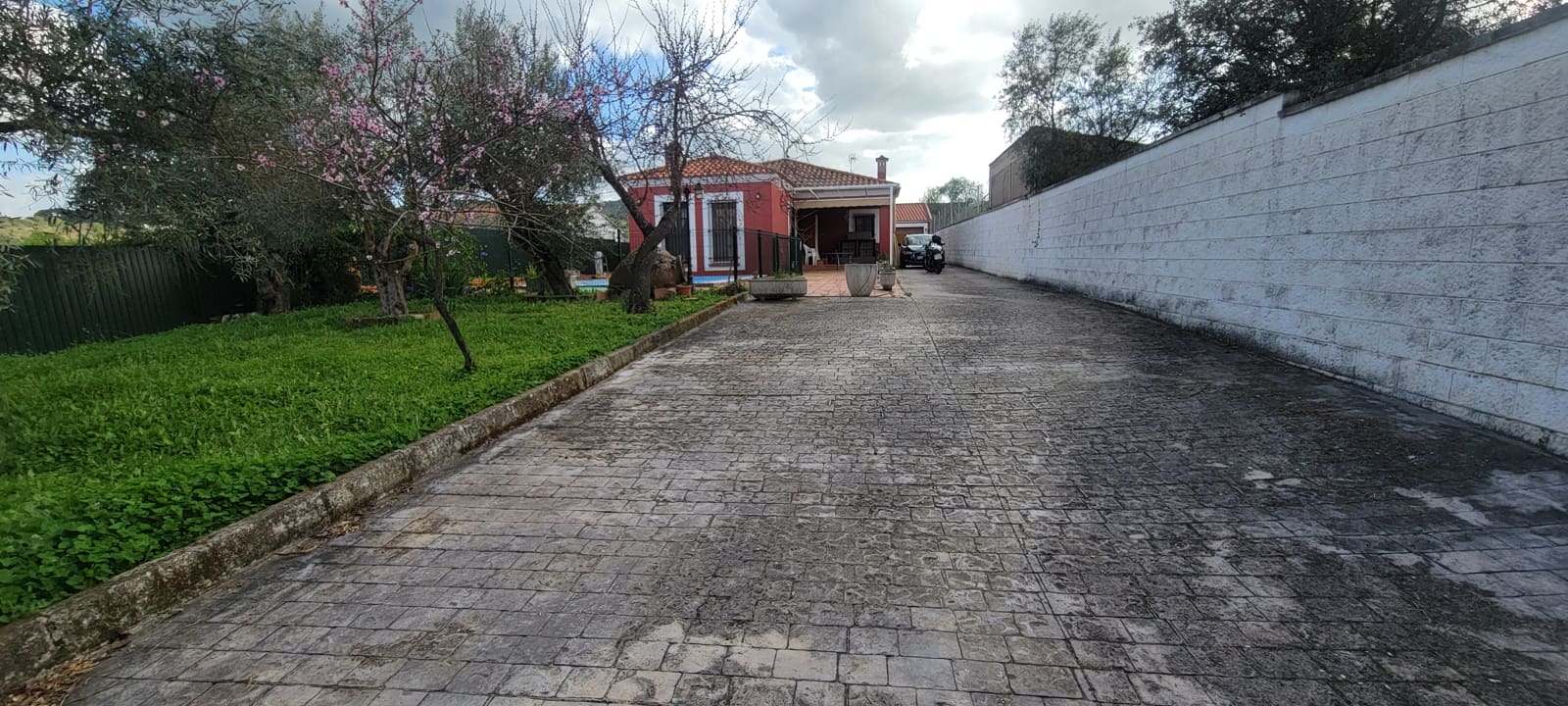 3 bedroom Finca/Country House for sale in Trujillo with pool garage - € 300,000 (Ref: 9719352)