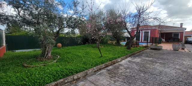 3 camera da letto Finca/Casa di Campagna in vendita in Trujillo con piscina garage - 300.000 € (Rif: 9719352)