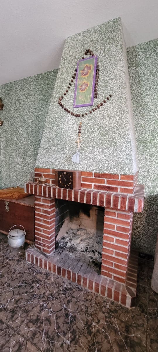 2 bedroom Finca/Country House for sale in Trujillo with pool garage - € 130,000 (Ref: 9719353)