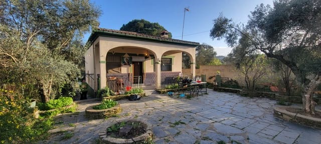 2 soverom Finca/Herregård til salgs i Trujillo med svømmebasseng garasje - € 130 000 (Ref: 9719353)