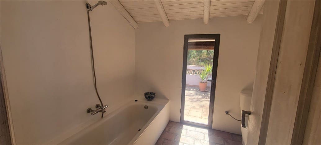 5 makuuhuone Maalaistalo myytävänä paikassa Montanchez mukana uima-altaan 
autotalli - 690 000 € (Ref: 9807047)