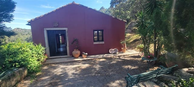 5 slaapkamer Finca/Landhuis te koop in Montánchez met zwembad garage - € 690.000 (Ref: 9807047)