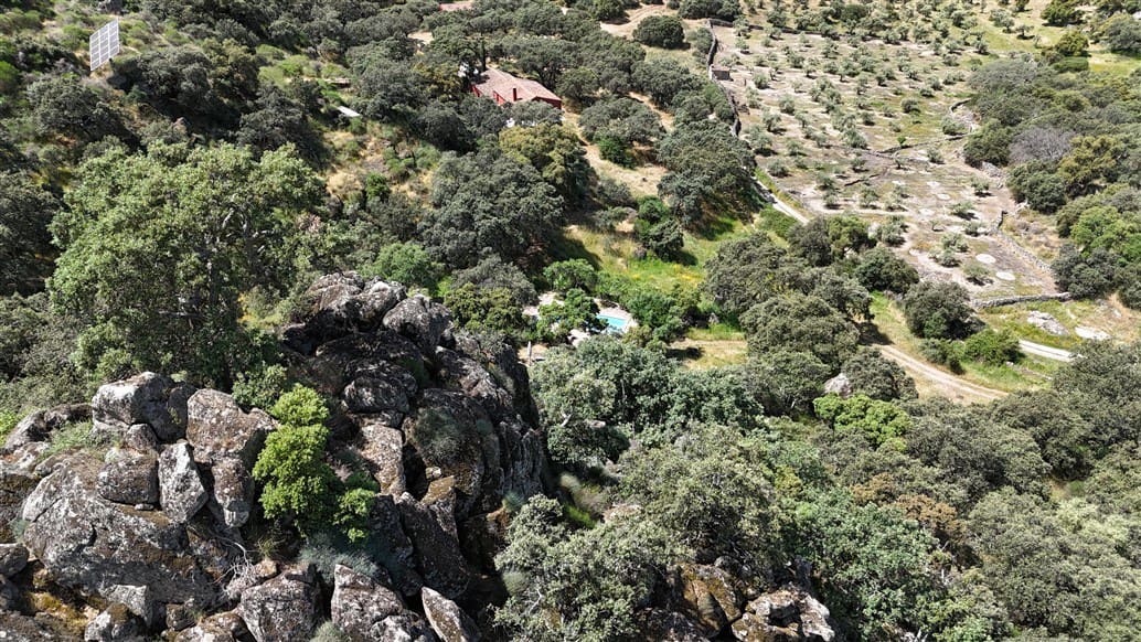 5 makuuhuone Maalaistalo myytävänä paikassa Montanchez mukana uima-altaan 
autotalli - 690 000 € (Ref: 9807047)