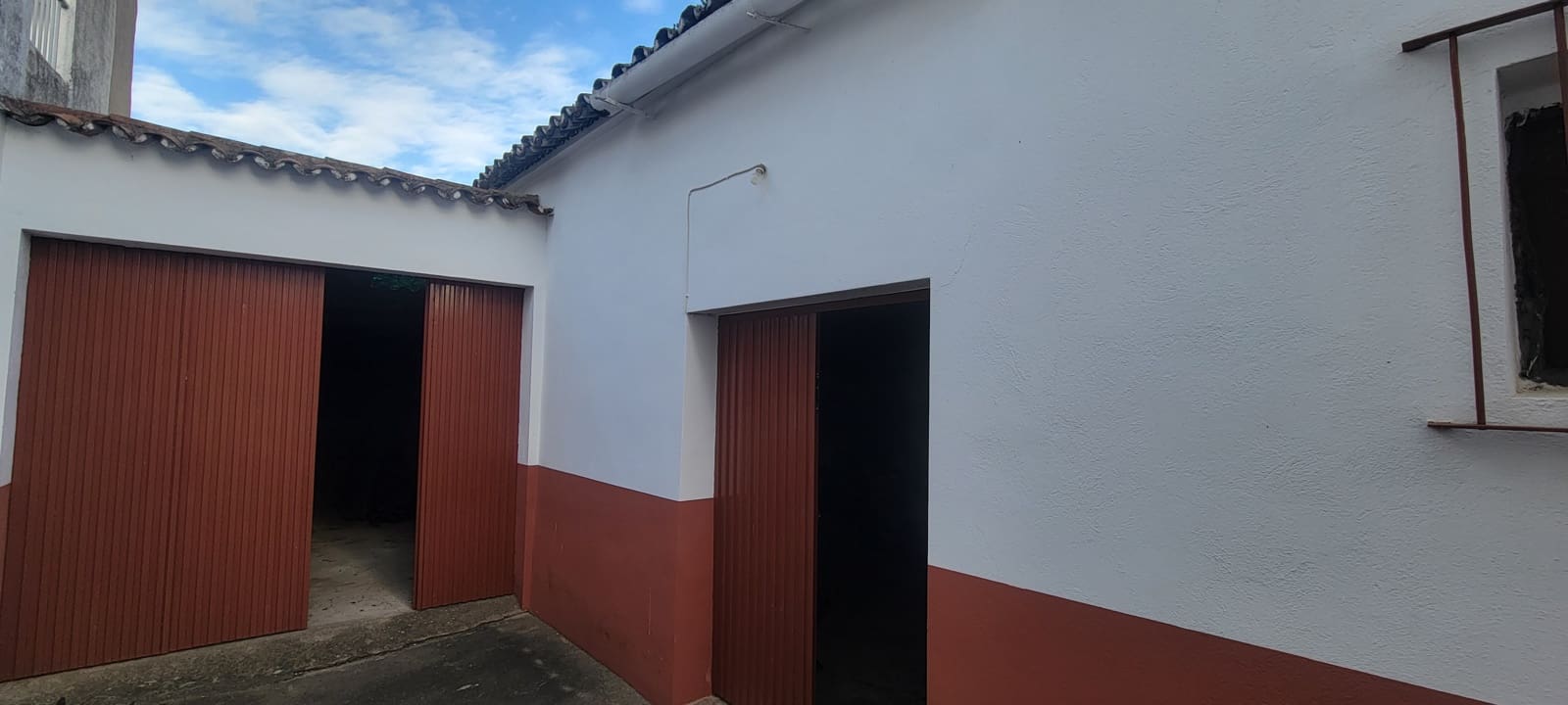 4 bedroom Townhouse for sale in Madronera with garage - € 90,000 (Ref: 9839679)