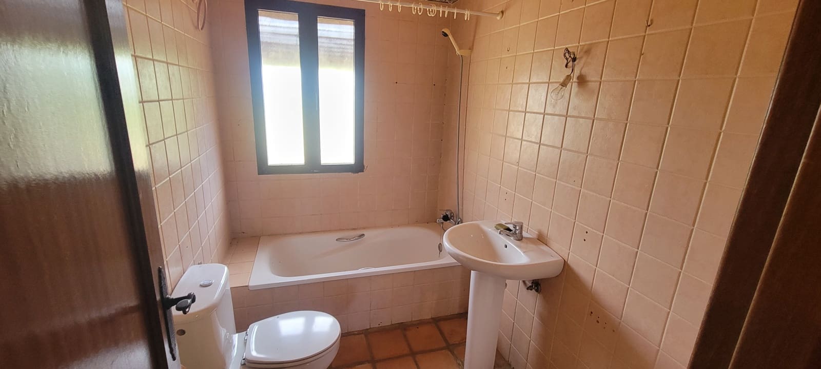 3 bedroom Townhouse for sale in Herrera del Duque with pool garage - € 225,000 (Ref: 9858374)