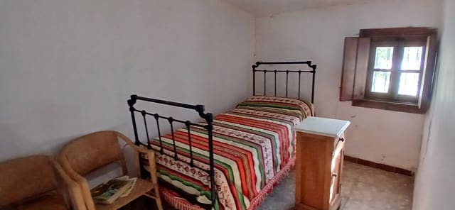 Finca/Casa Rural de 3 habitaciones en Madroñera en venta con garaje - 70.000 € (Ref: 9858391)